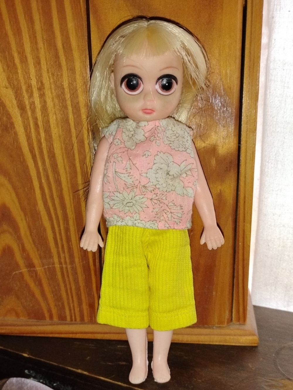 Vintage RARE HTF BLONDE Suzy Sad Eyes Doll Big Eye Doll 1960s